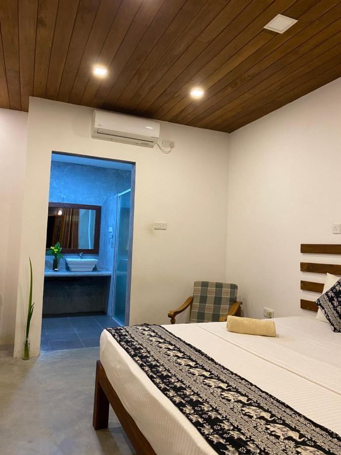 The Dale Mirissa Hotel Екстериор снимка